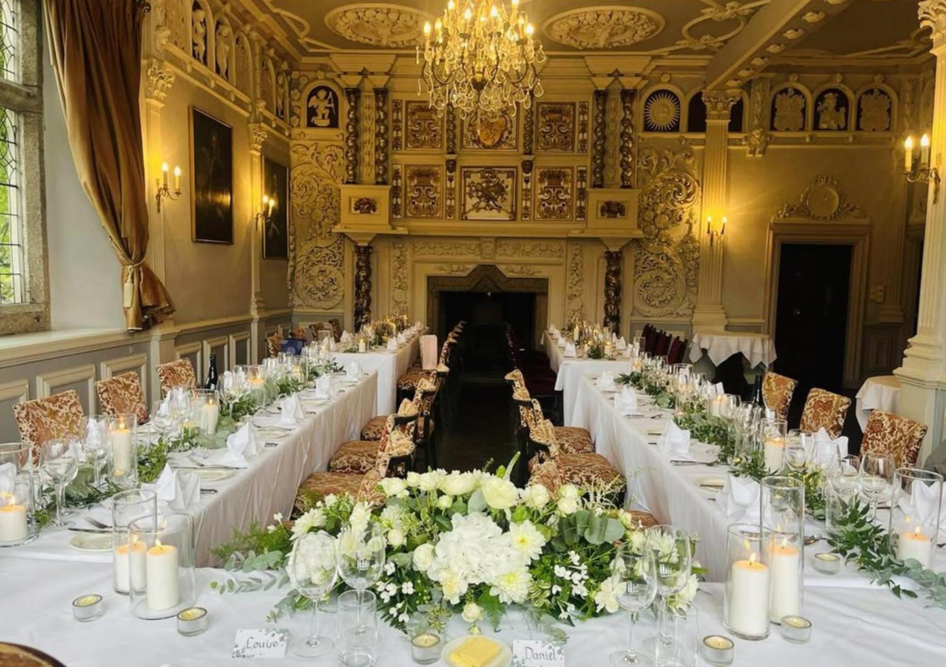 Lewtrenchard Manor Hotel Buitenkant foto